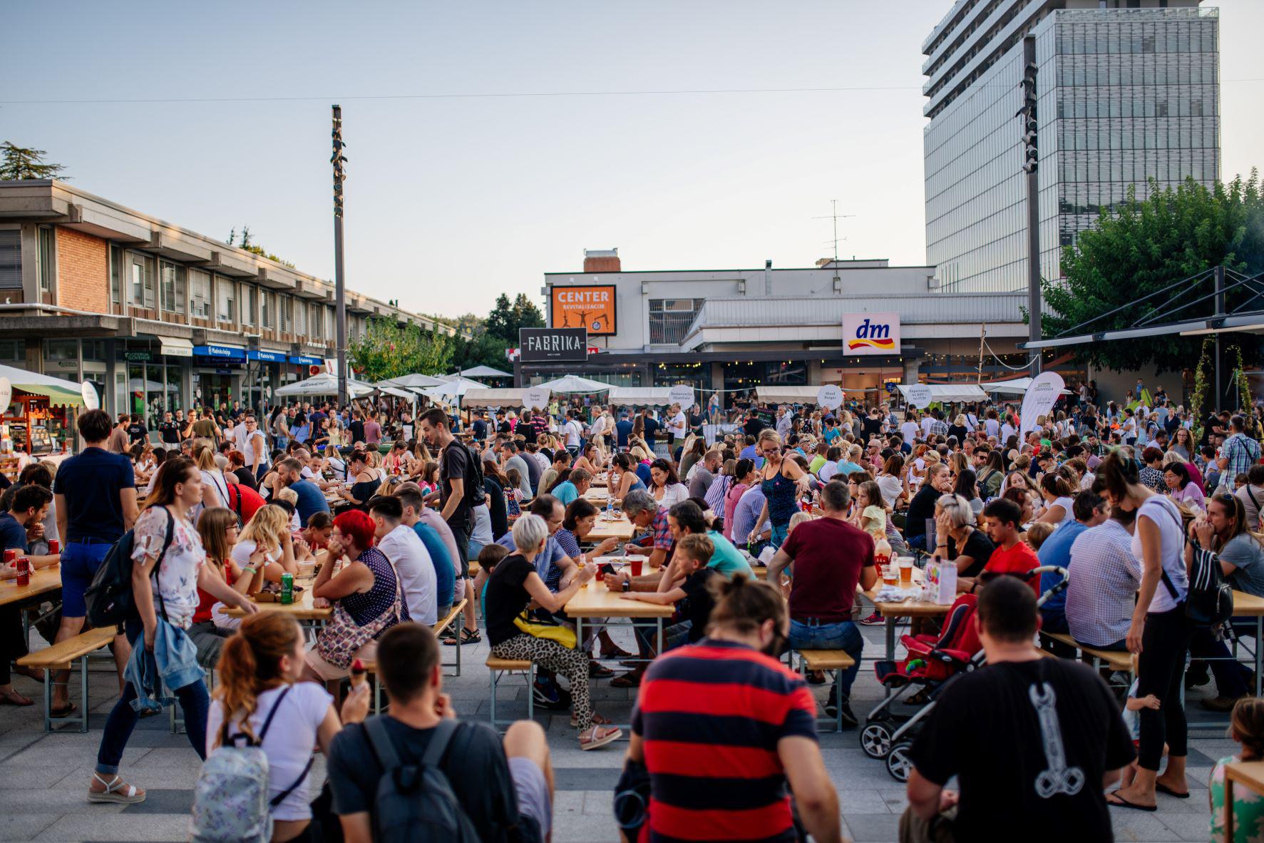 Immagine per La festa del gusto torna a Nova Gorica, chioschi e street food in città